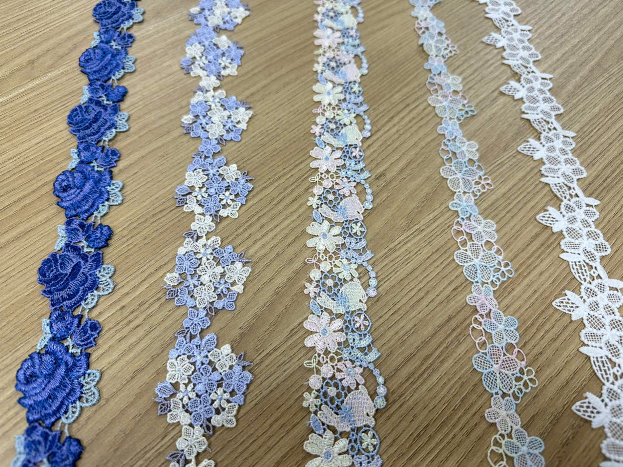 Vải ren